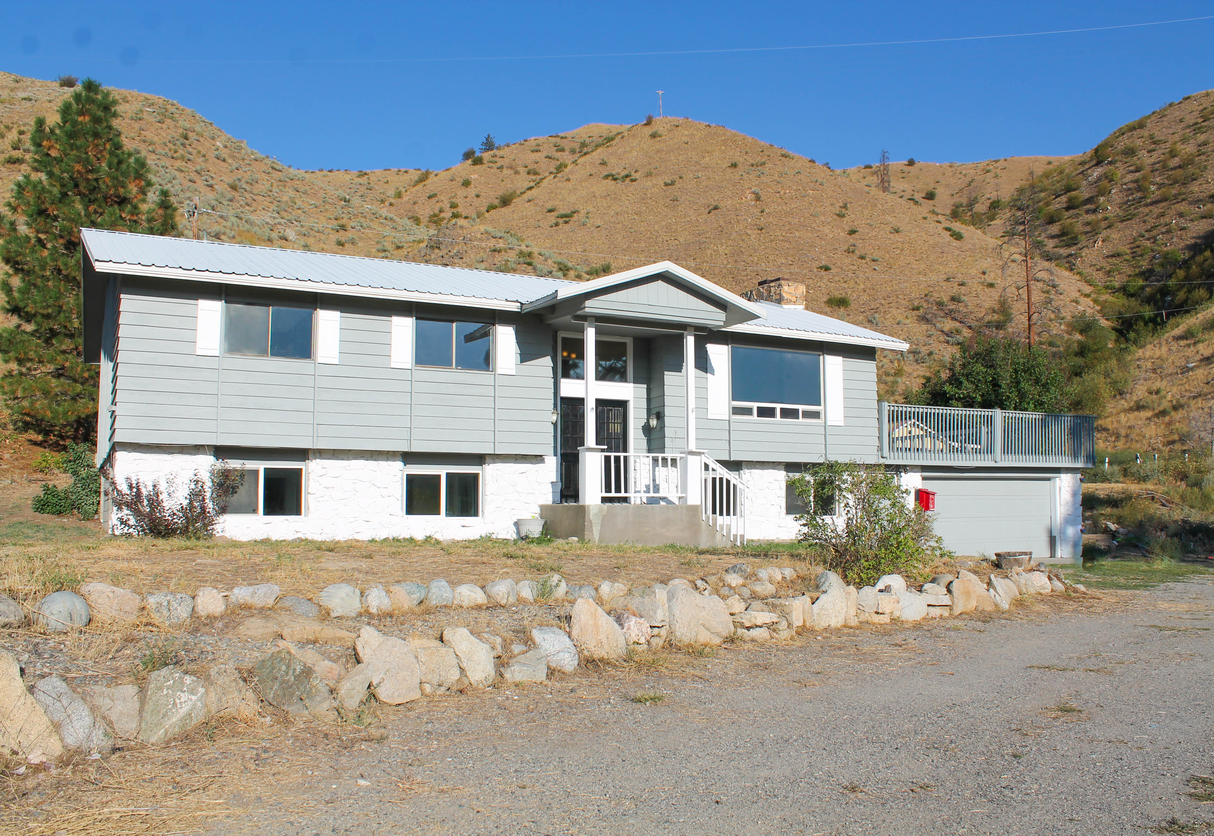 Just Listed to 300 Burma Rd Methow, WA
