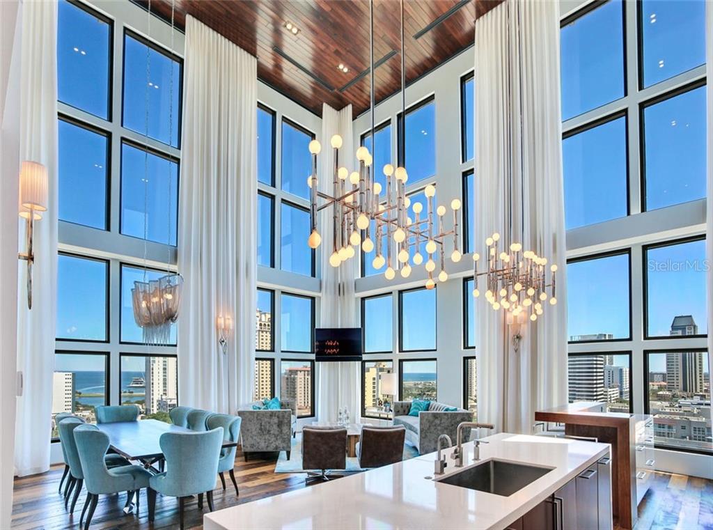 Walker Whitney Plaza Real Estate Walker Whitney Plaza Condos for Sale