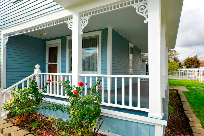 What is a Bungalow Style House? 5 Common Characteristics