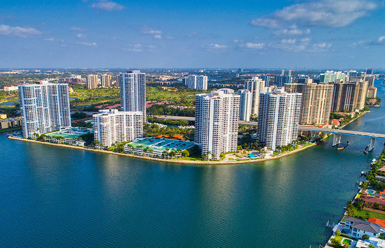 Living in Aventura, FL 2021 Community Guide