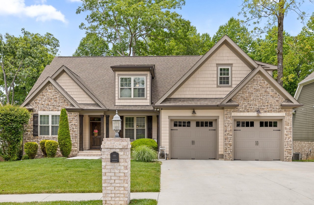 Crystal Brook, Apison, TN Homes for Sale