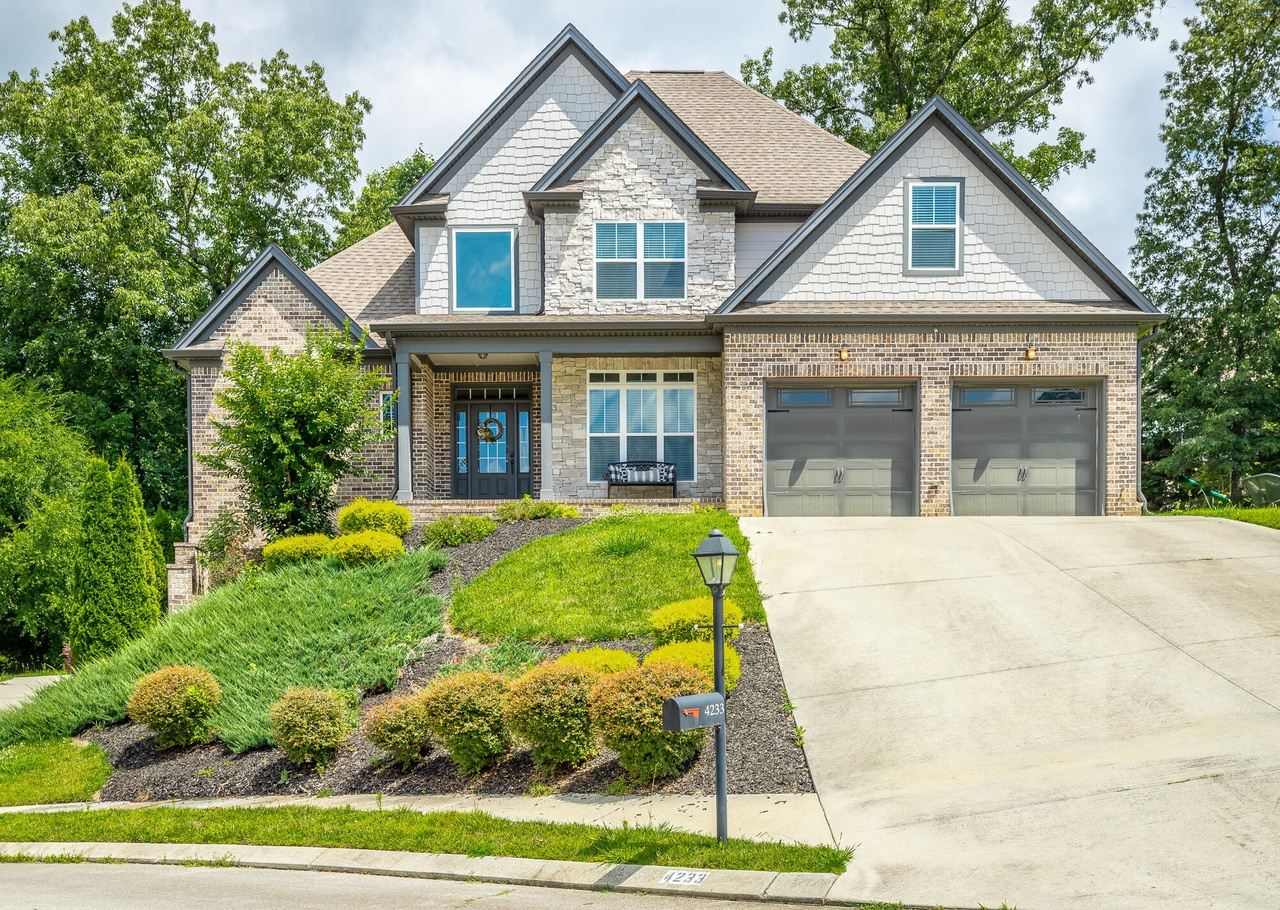 Crystal Brook, Apison, TN Homes for Sale