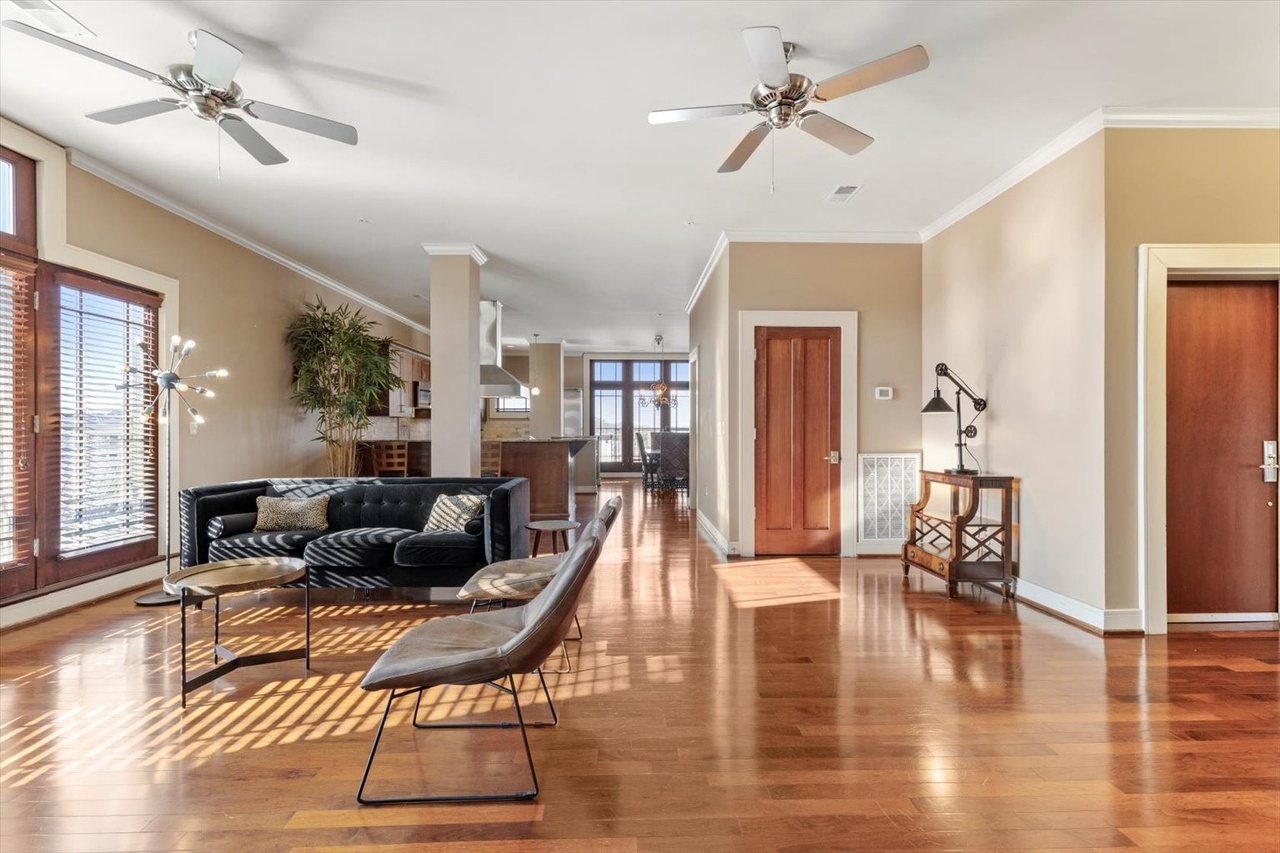 Green Hills, TN HighRise Condos for Sale