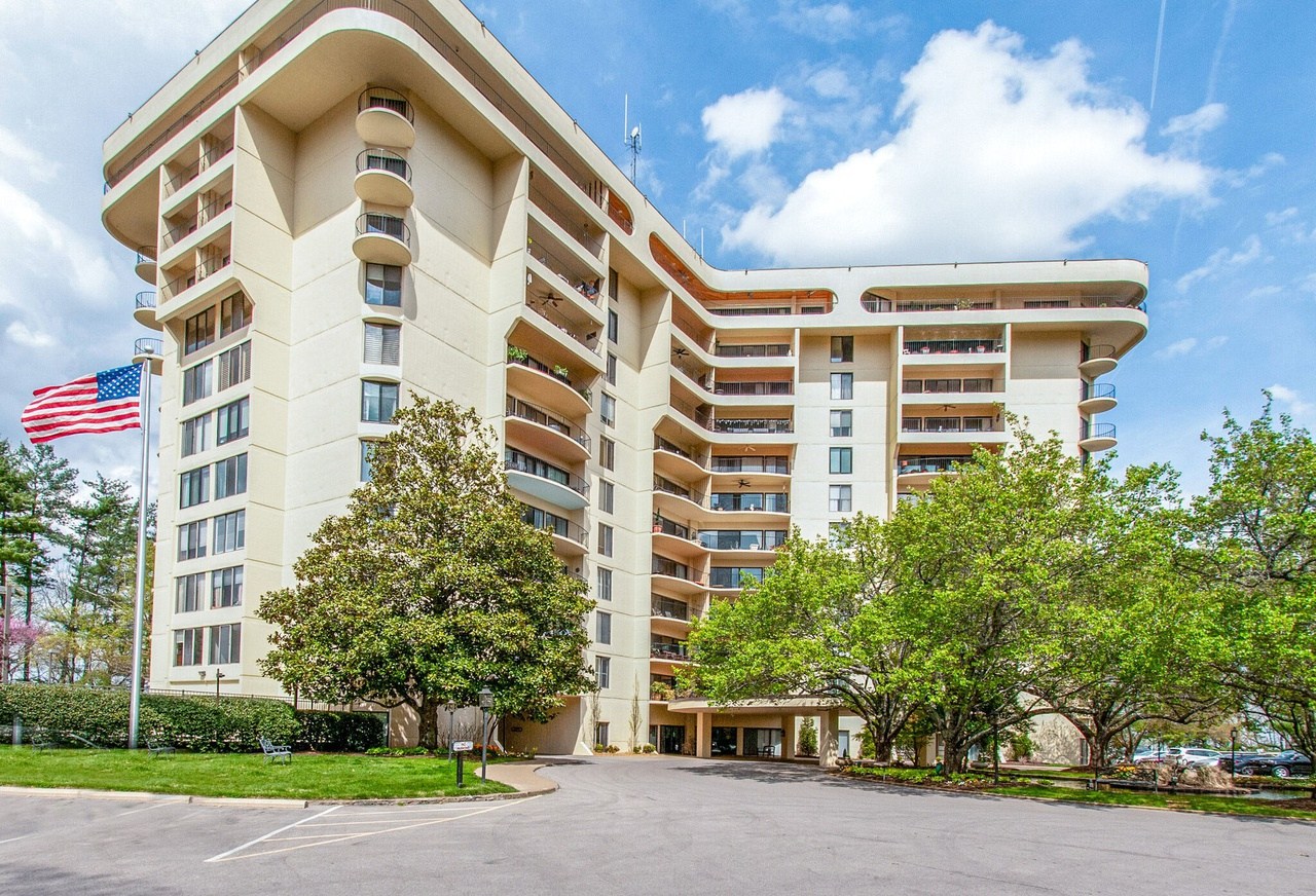 Spring Hill, TN HighRise Condos for Sale