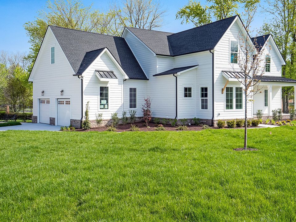 Franklin Real Estate Homes for Sale in Reid Hill Commons