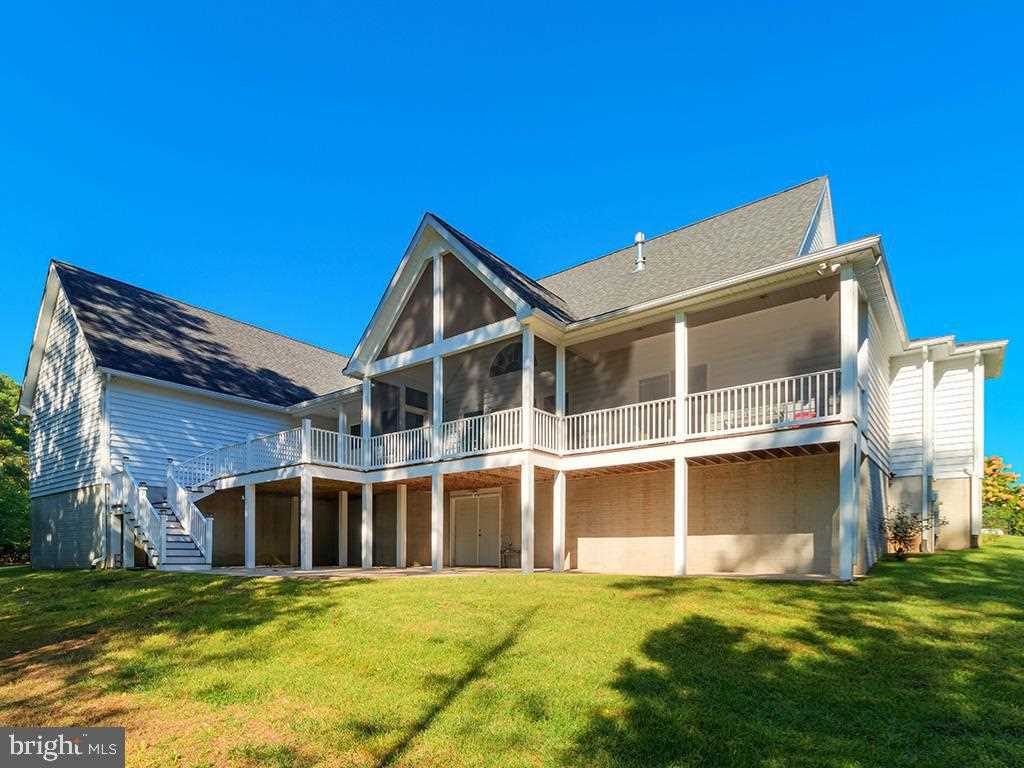 Retreat at Love Creek Home Features an Open Floor Plan, an EyePopping