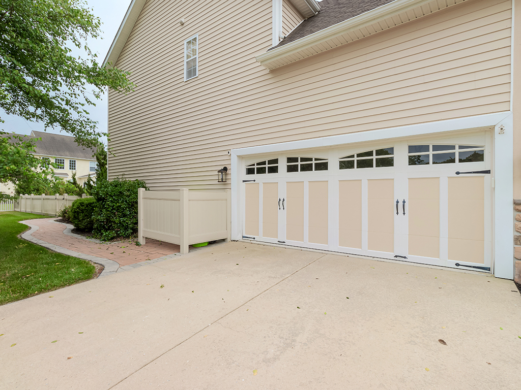 Wagamons West Shores Home Features a Gourmet Granite Kitchen and Plenty