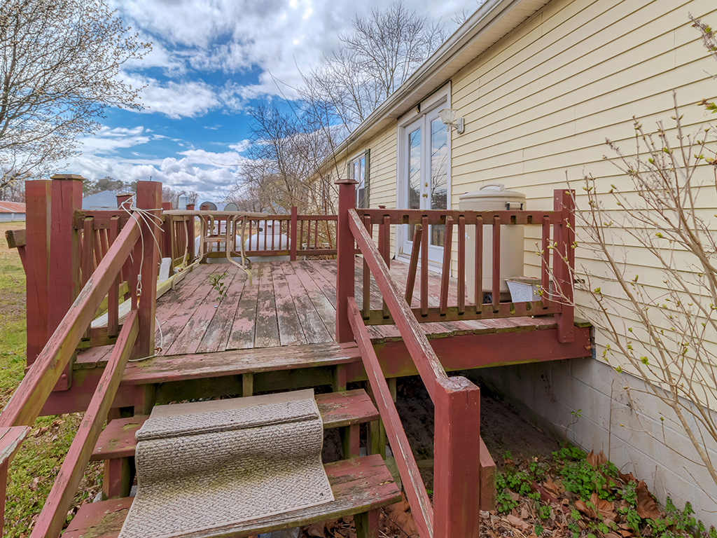 Frankford Area Home Rests on Nearly Three Acres and is Just a Short