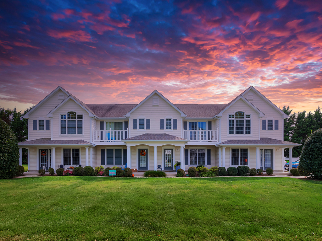 Charles Court Condo Features an Open Living Space and is Conveniently Located Near Downtown