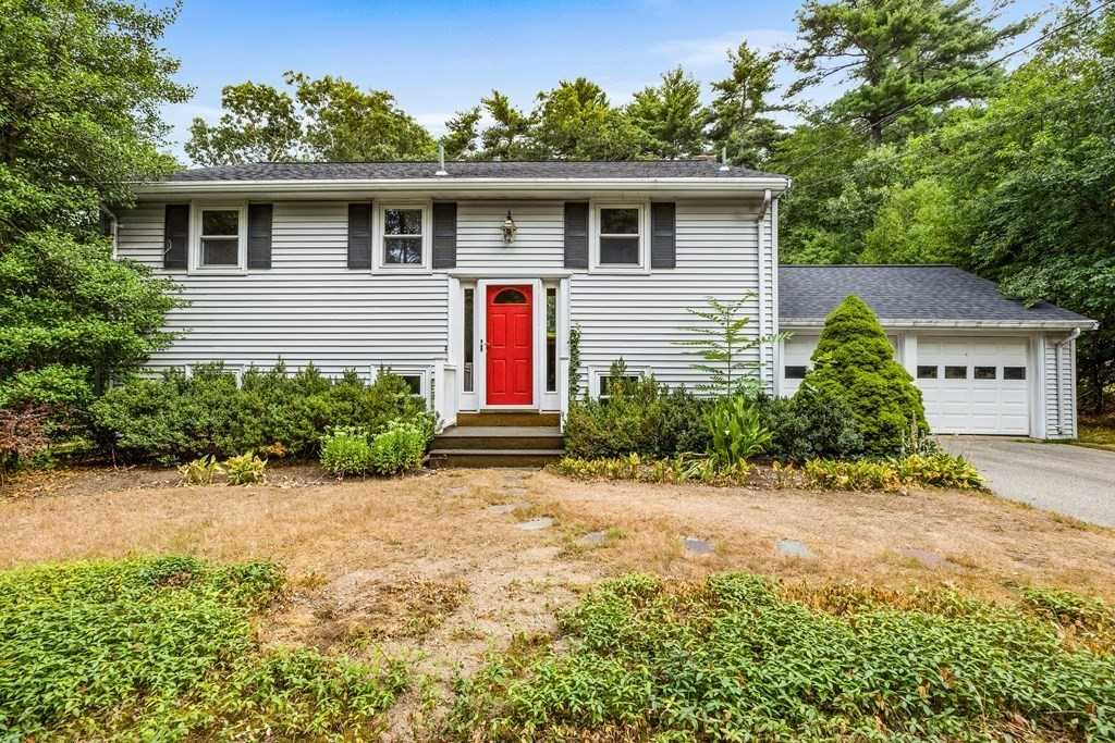 59 Cushing St, Hingham