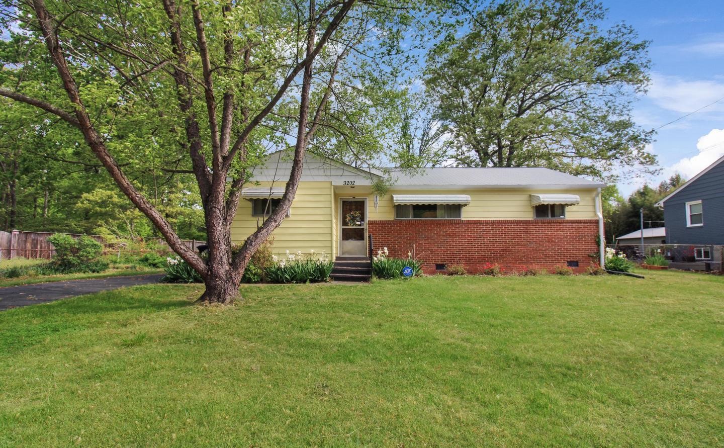 NEW LISTING 3202 Dalewood Rd, Fort Washington, MD 20744