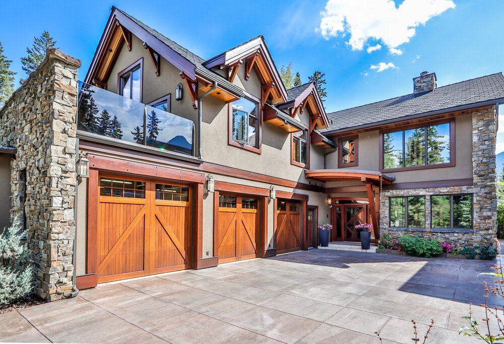 Luxury Living in Canmore