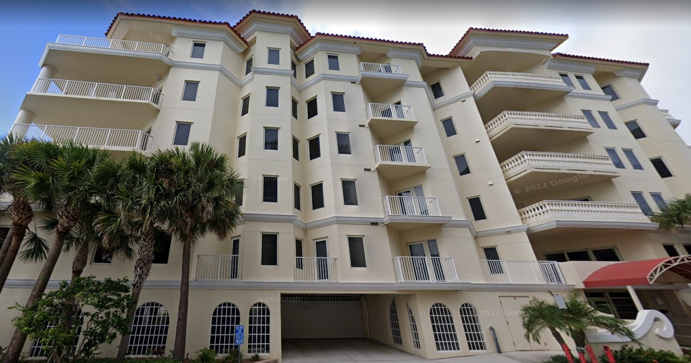 Chalets/Chateau On White Sands Condos For Sale Luxury Condos For Sale