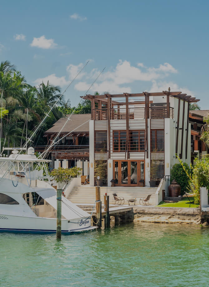 Live in Luxury With the Laurie Finkelstein Reader Real Estate Team