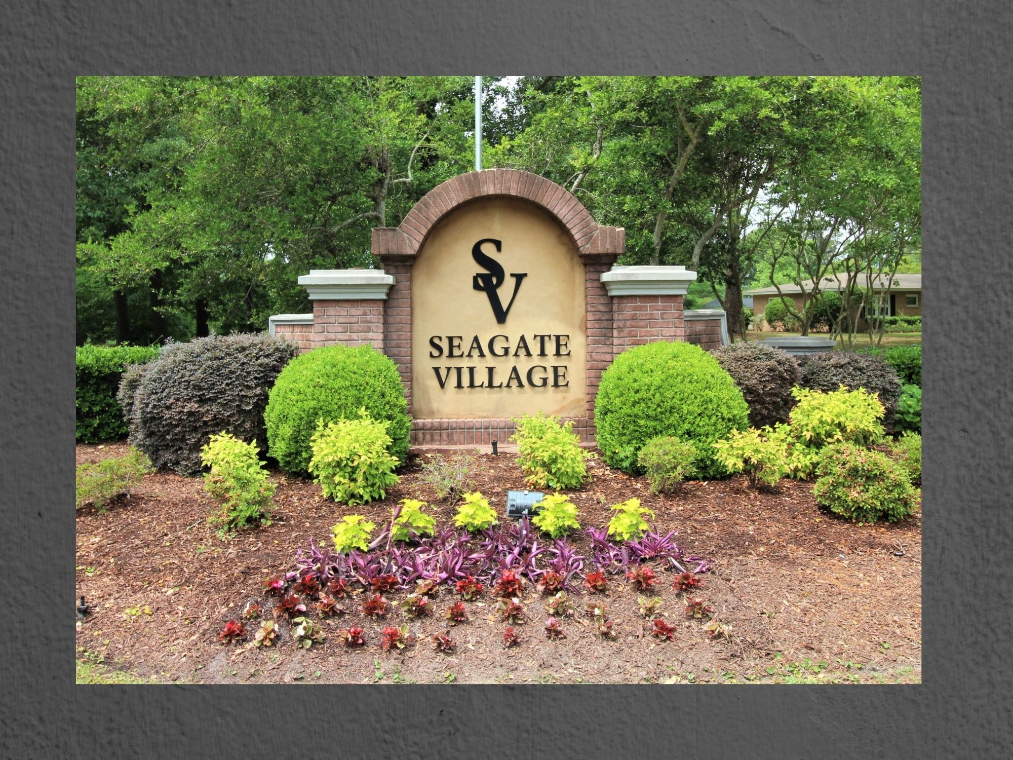 Seagate Village
