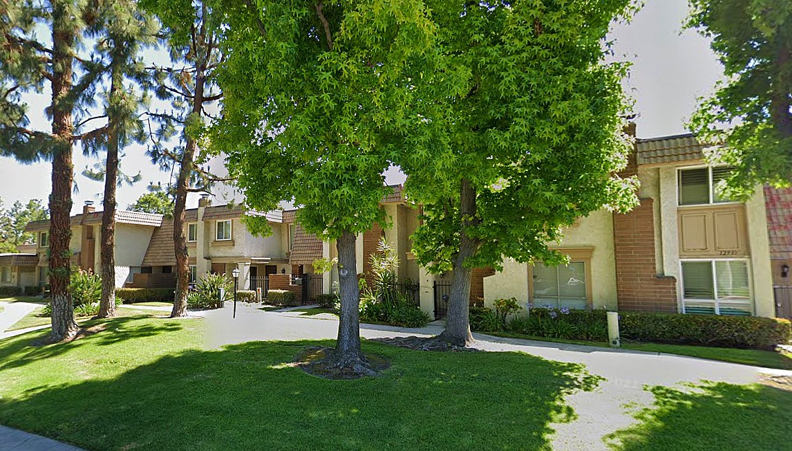 Garden ParkTownhomes for Sale in Garden Grove CA