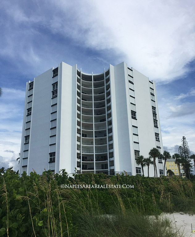 Horizon House Condos 3951 Gulf Shore Blvd N Naples, FL 34103
