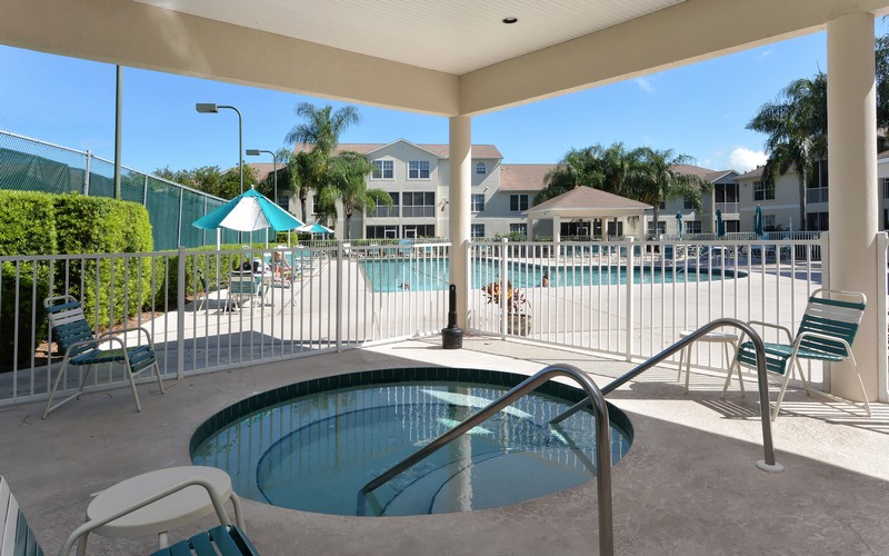 Pinestone Condos For Sale Sarasota Pinestone Condominiums