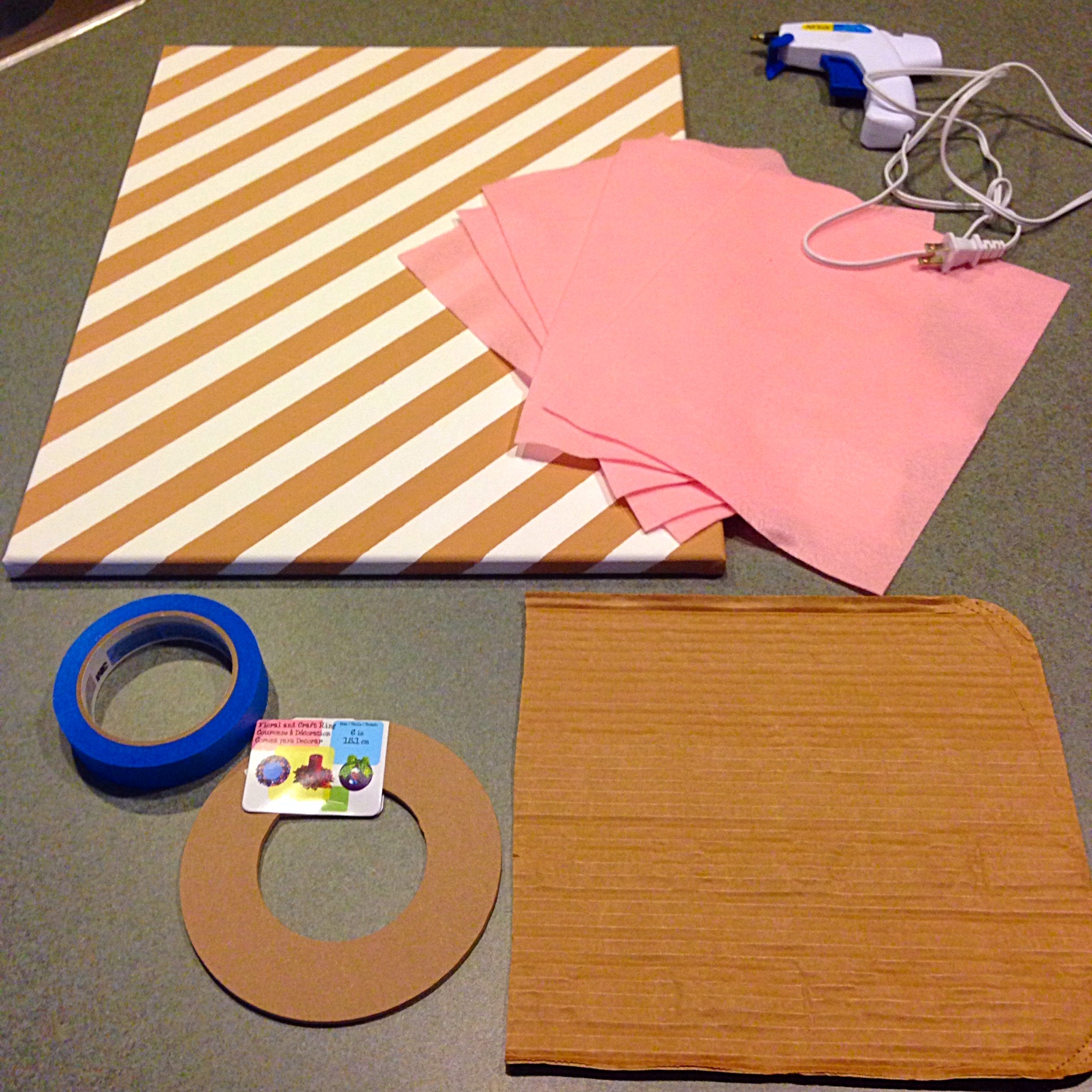 DIY Wall Décor in 7 Easy Steps