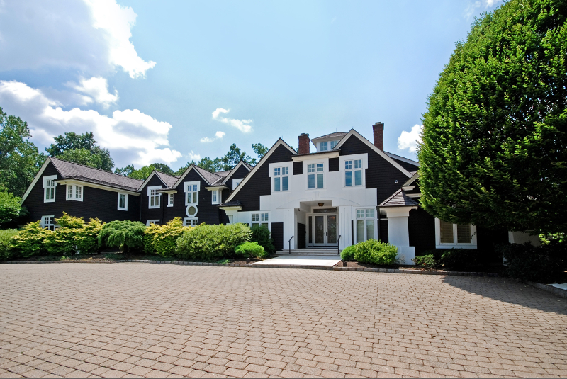 34 Mountain Ridge Livingston NJ Sells for 3,980,000