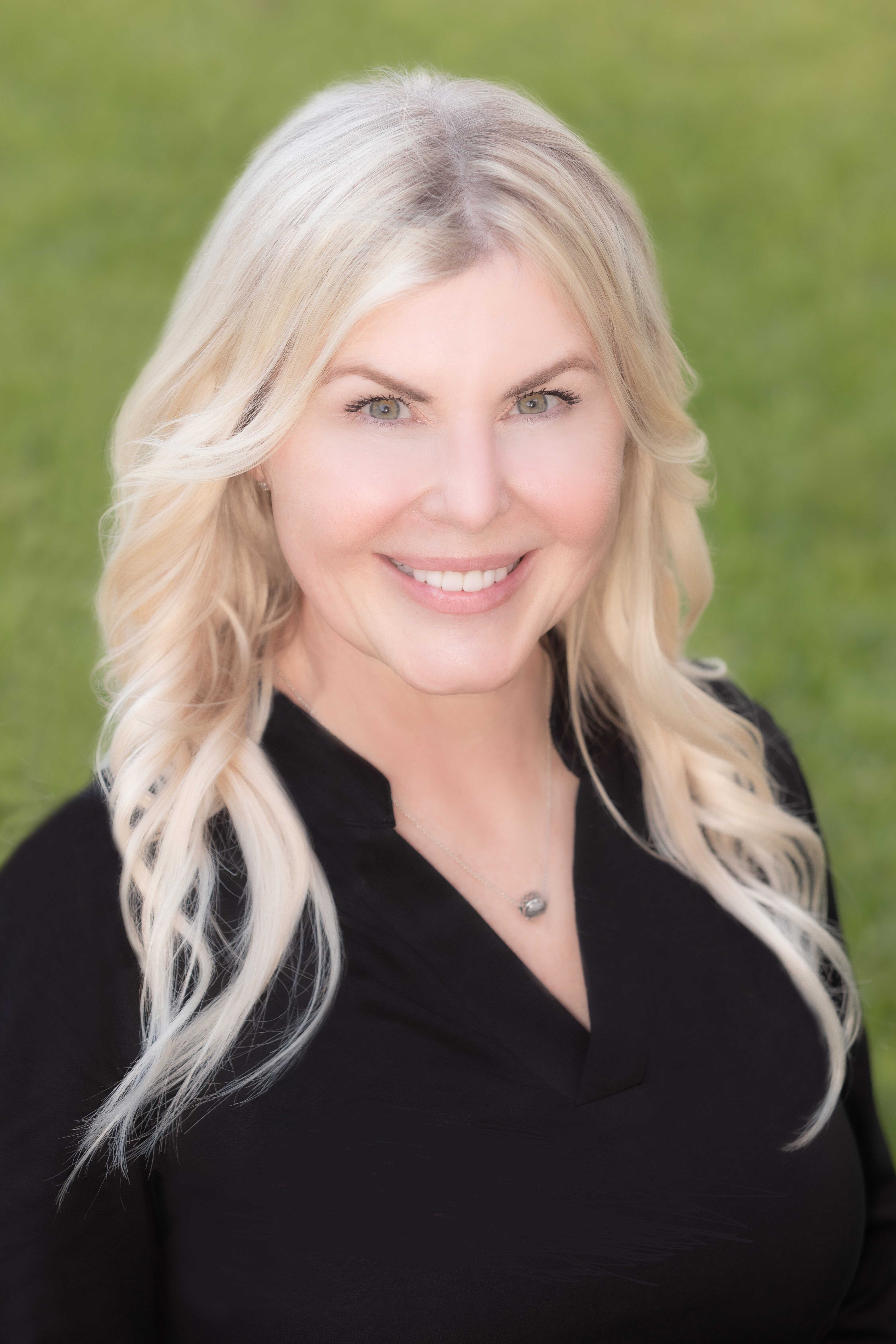 Sandy Budd, REALTOR® Lipply Real Estate