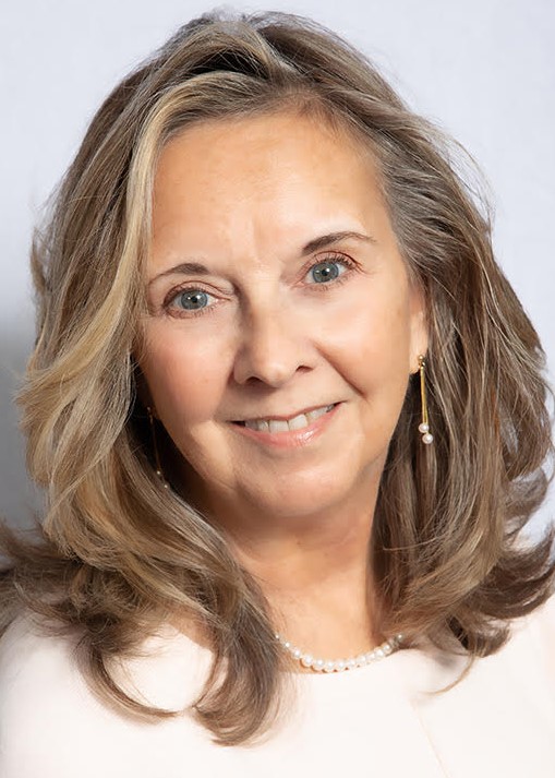 About Cindy Sakowski, Realtor, with The Jeffrey Fowler Group Your