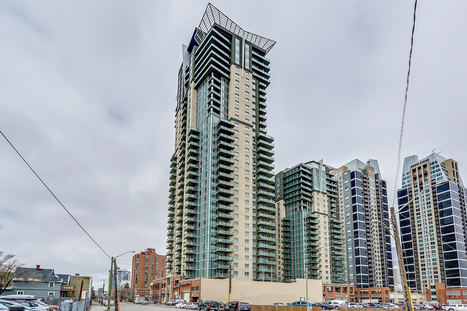 Calgary Real Estate buyers revel in condo oversupply Calgary condo