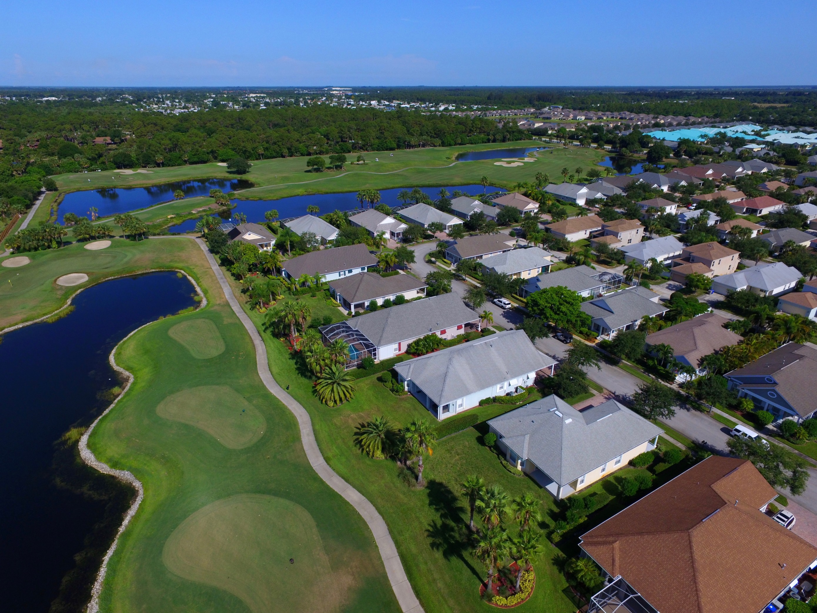 Comparing life on Vero Beach's island vs. mainland
