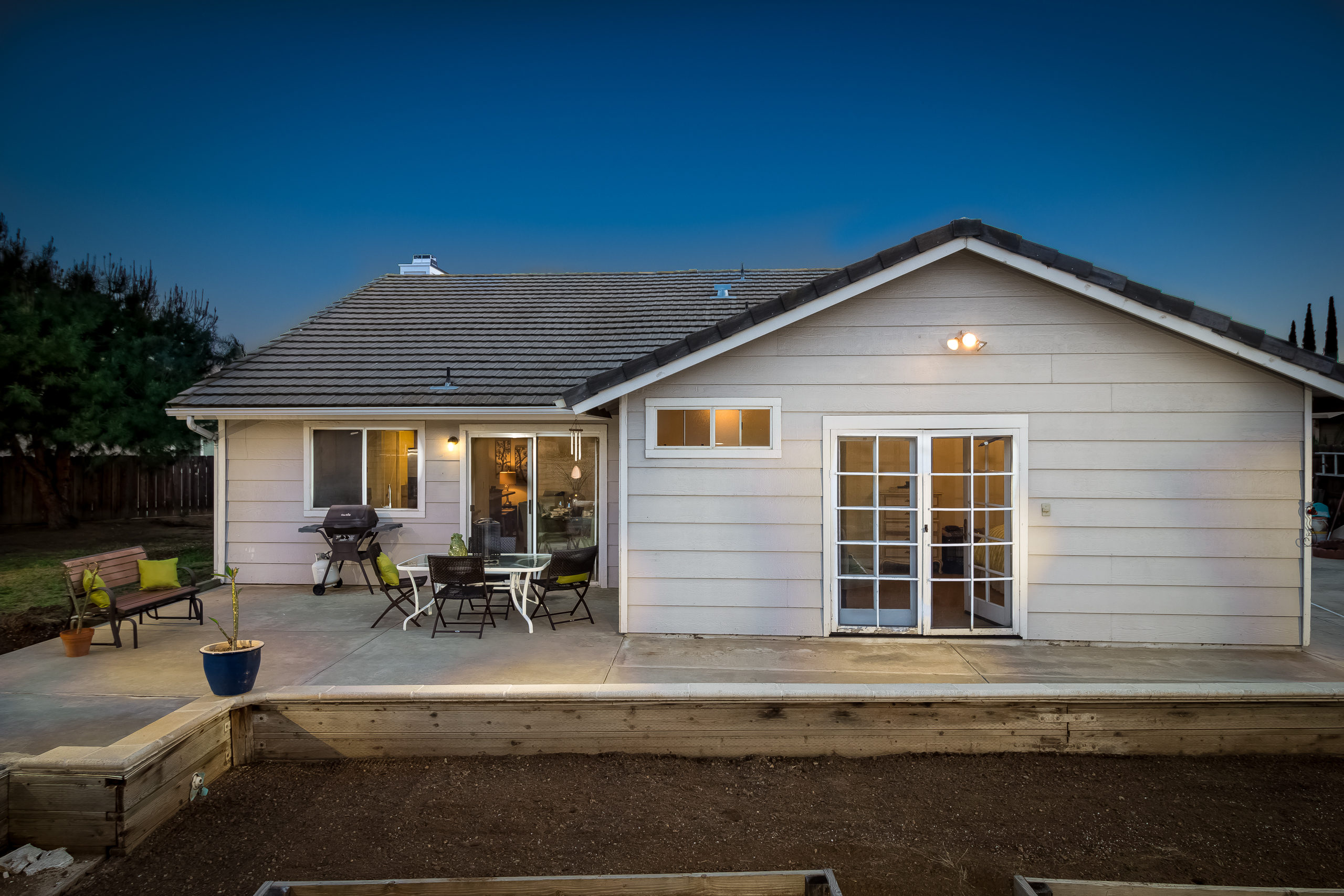 Upgraded Lakeside Home with Private Patio