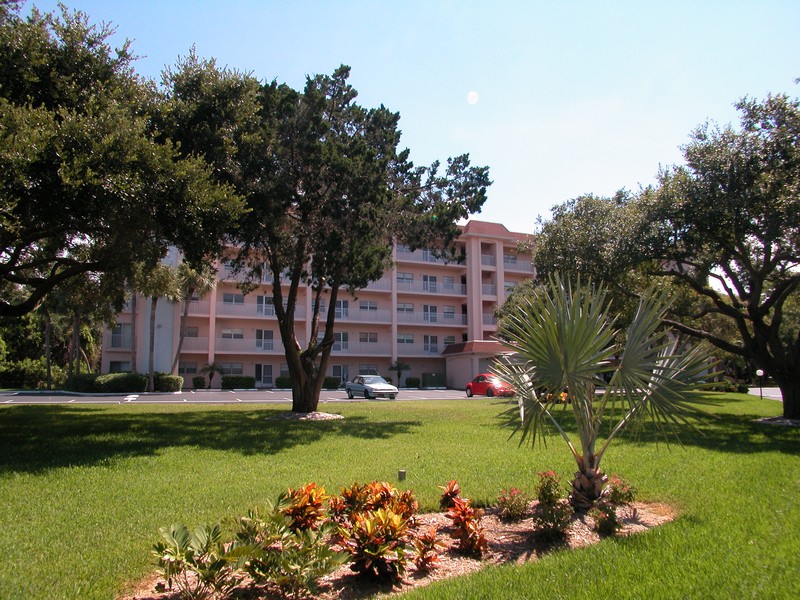 Bay Tree Club Condos For Sale on Siesta Key Sarasota FL Real Estate