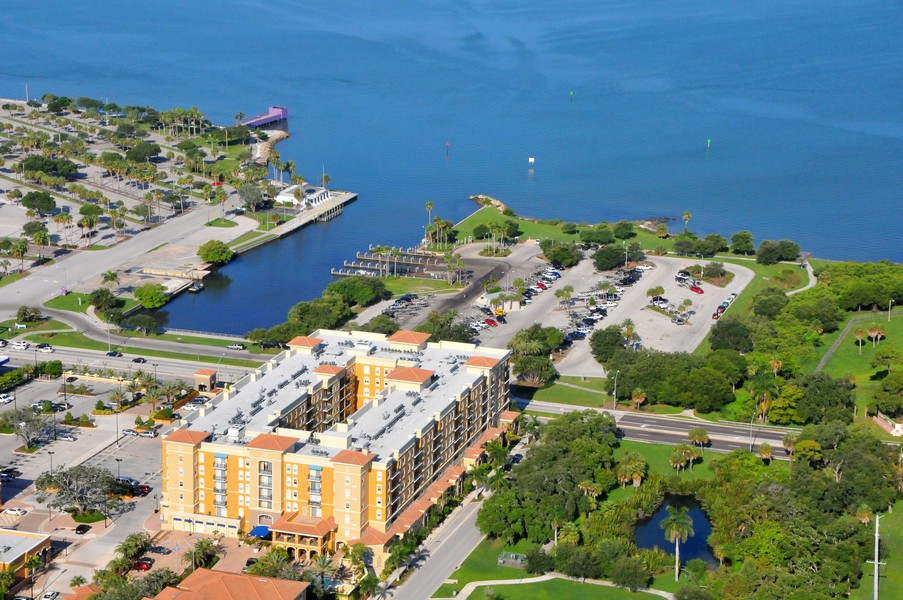 Broadway Promenade Condos 1064 N Tamiami Trl Sarasota FL 34236