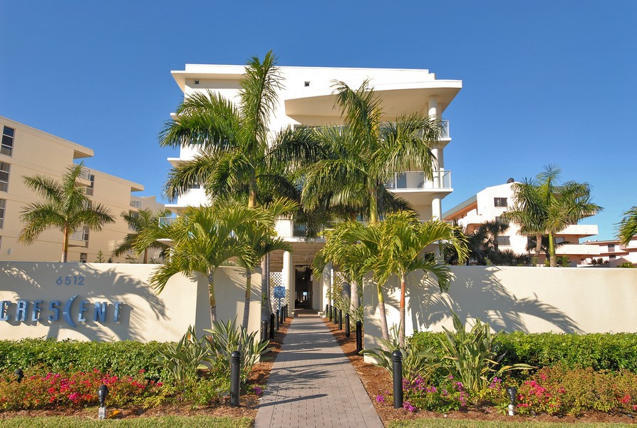 Crescent Condos For Sale on Siesta Key Sarasota FL Real Estate