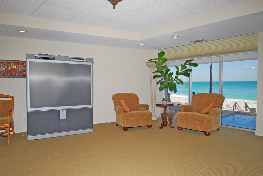 Islander Club Condos For Sale on Longboat Key Sarasota FL Real Estate
