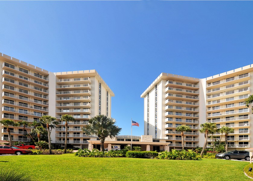 Islander Club Condos For Sale on Longboat Key Sarasota FL Real Estate