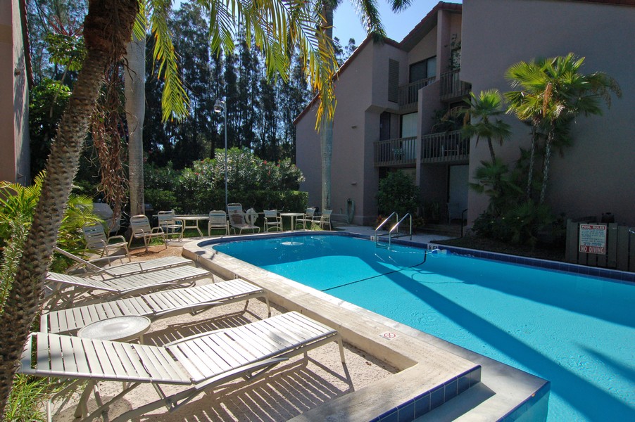 Sandy Cove Condos For Sale on Siesta Key Sarasota FL Real Estate