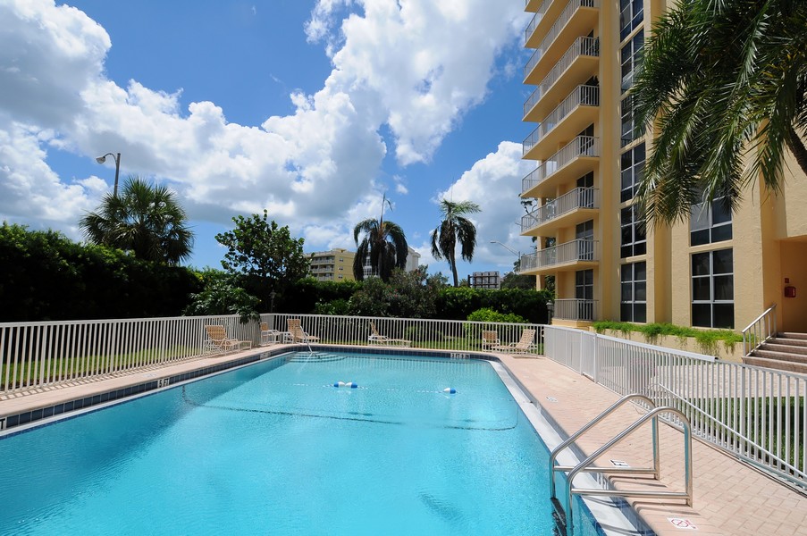 One Watergate Condos for sale 1111 Gulfstream Ave Sarasota 34236