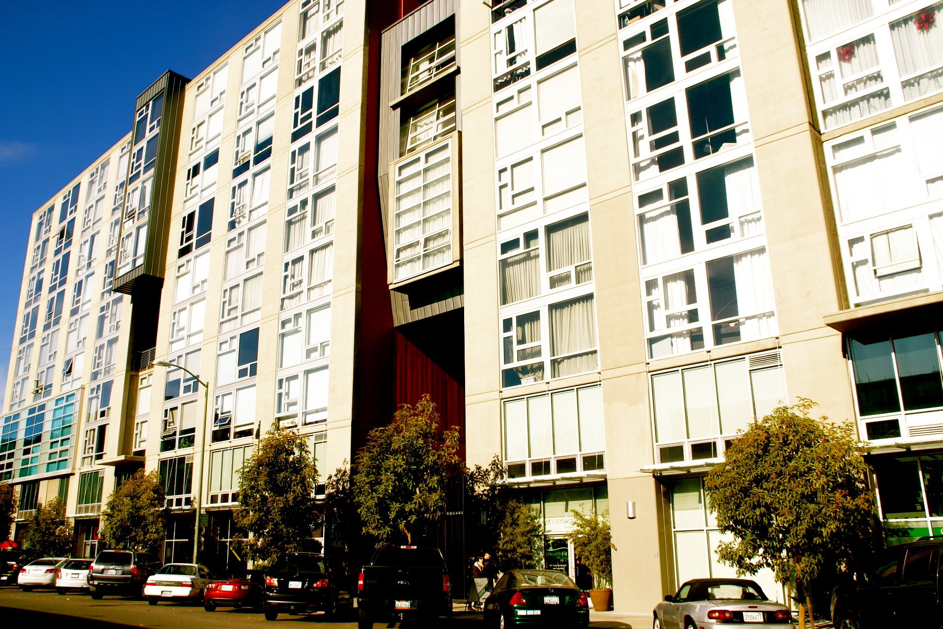 311 Oak Street 833, Oakland Sold