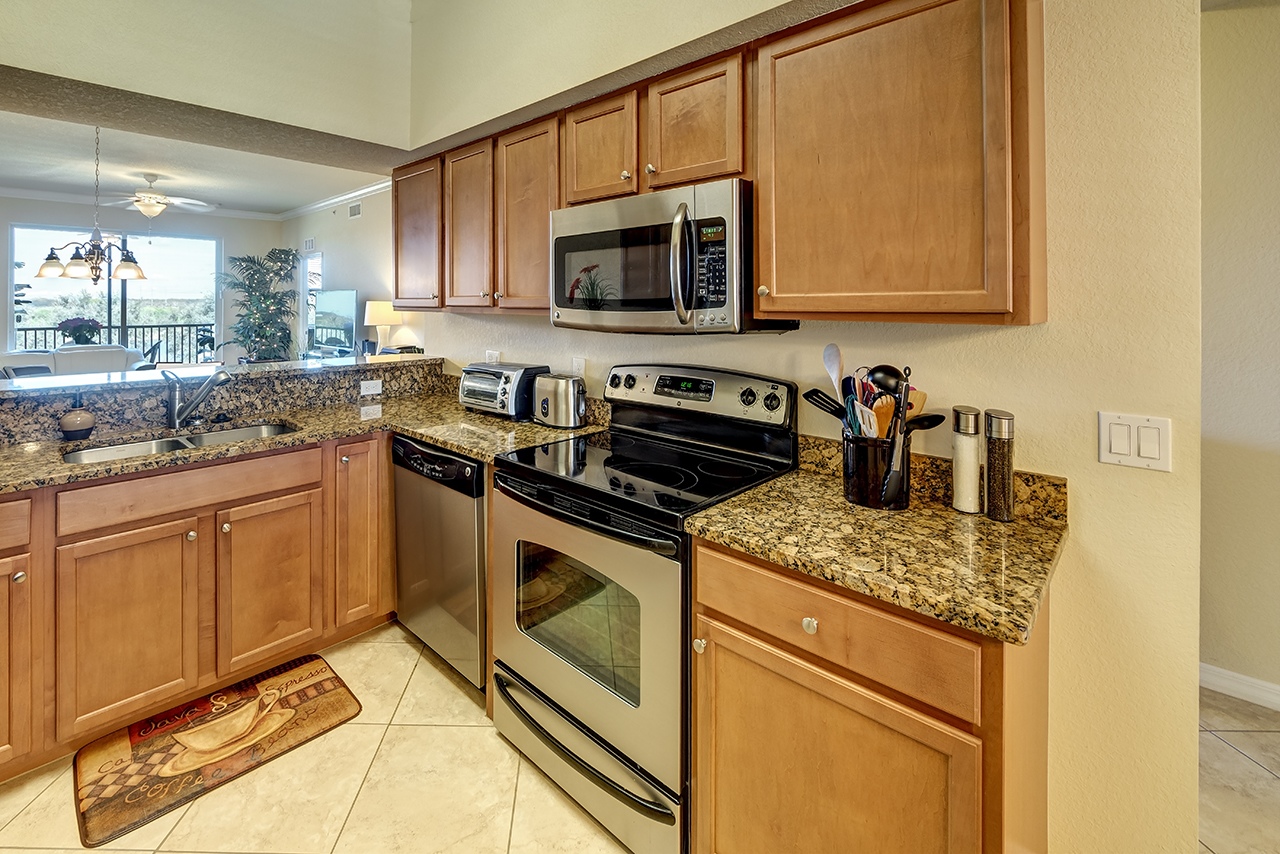 River Strand Real Estate River Strand Condo For Sale.