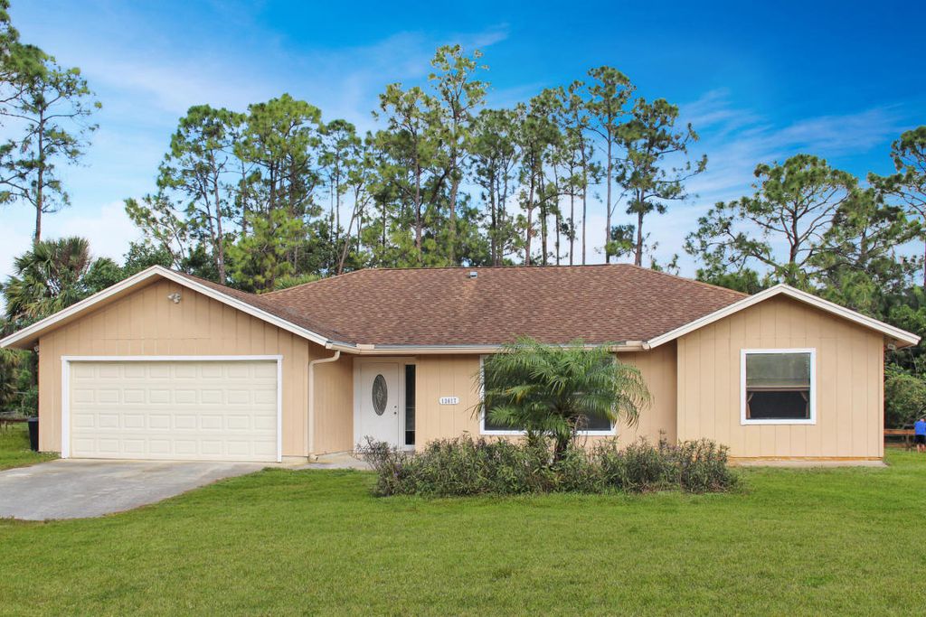 13617 44th Pl N, West Palm Beach, FL 33411 was sold by top agents in