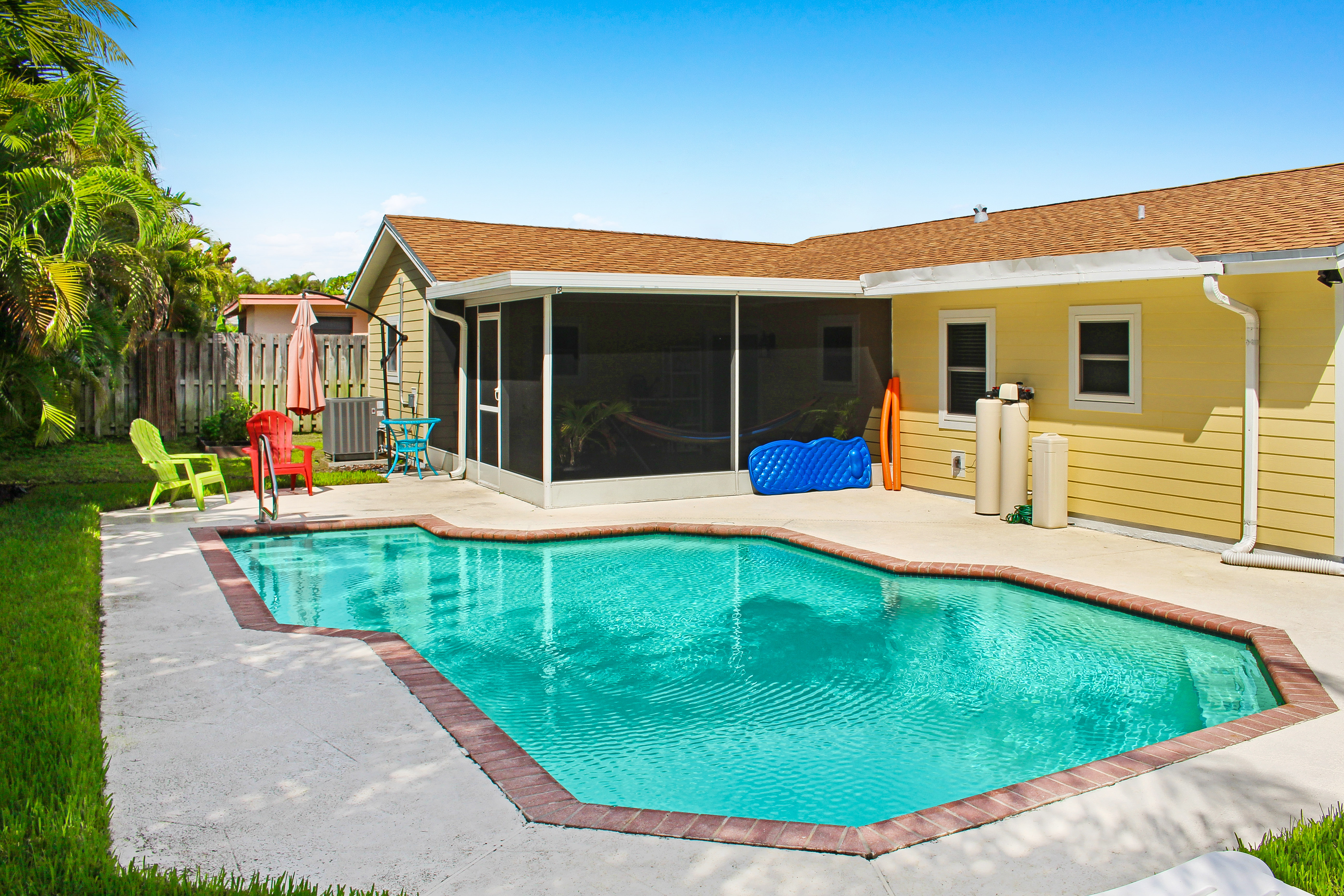 2288 Gabriel Lane, West Palm Beach, FL 33406 was sold by top agents