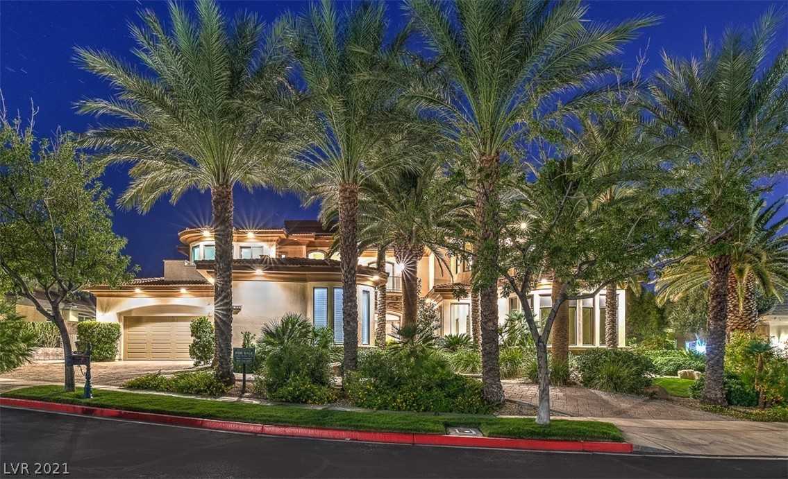New listings in Seven Hills