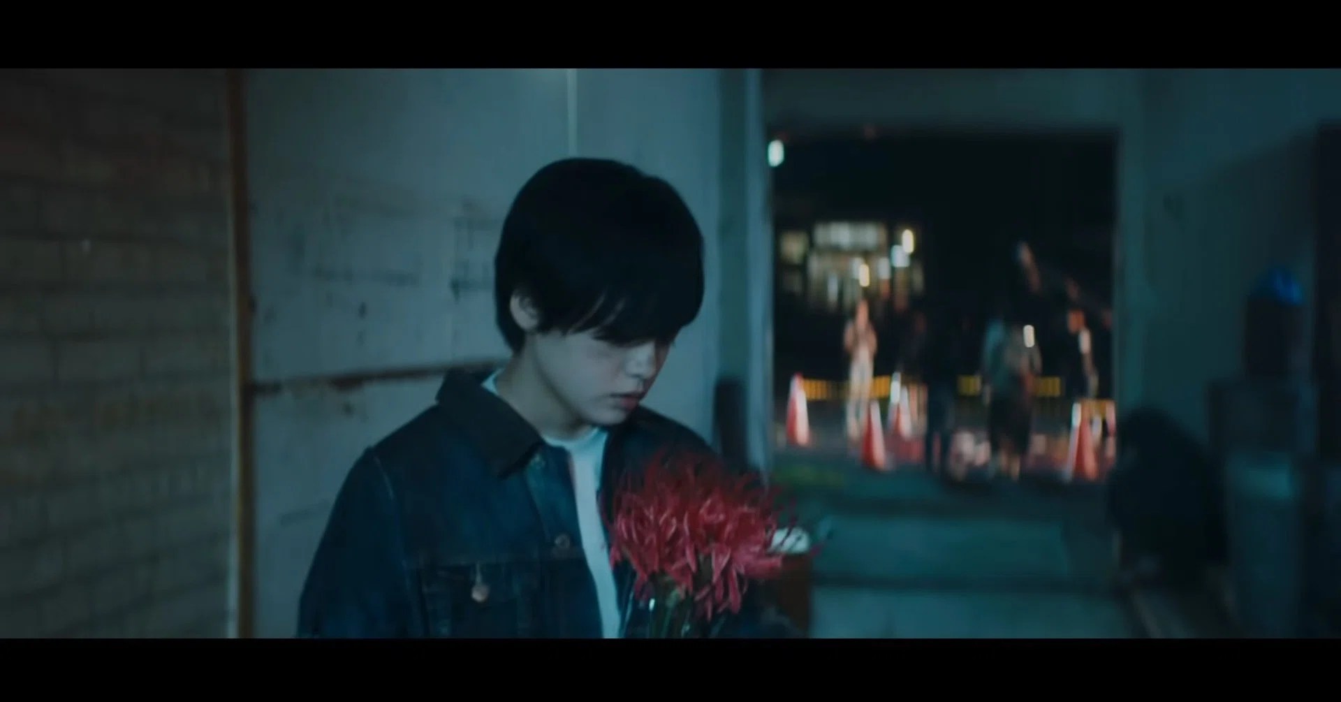 欅坂46】黒い羊の歌詞フル完全版まとめ！センターは平手友梨奈？ 黒い羊』/欅坂46の歌詞について考える｜春｜Note