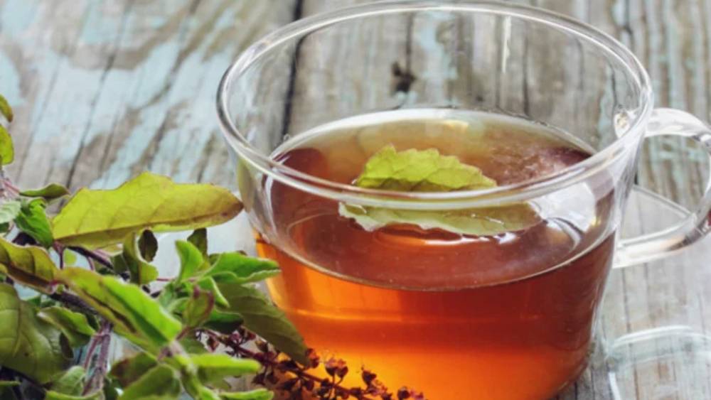 green tea Drinking tea at night can affect your sleep cycle dgtl