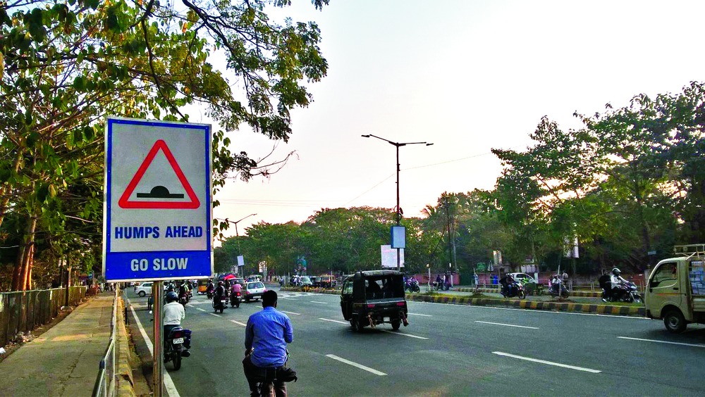 Signs up at black spots Telegraph India