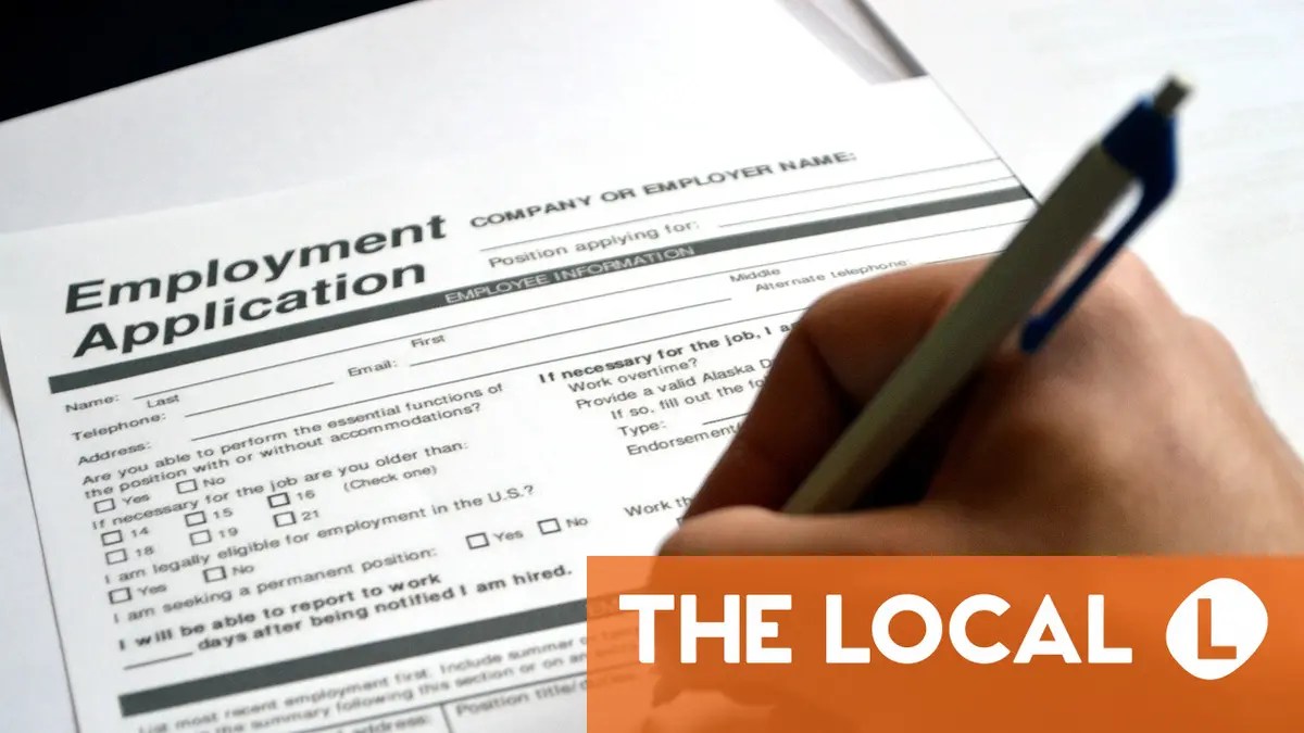 Can I change jobs under the rules of my Swiss work permit?