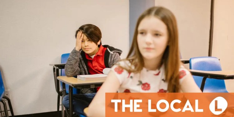 Geneva to ban students living in France