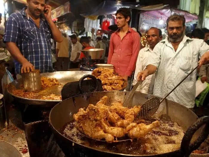 Some Of The Best Places To Eat In Delhi For Foodies In 2021