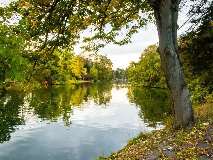 6 Best Lakes In Paris That Offer A Rejuvenating Vibe