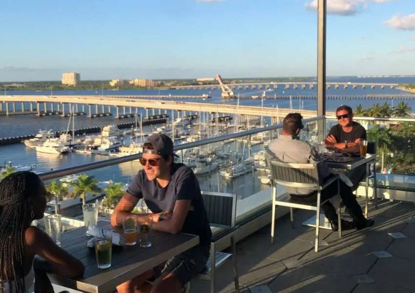 8 Best Waterfront Restaurants in Bradenton UNATION