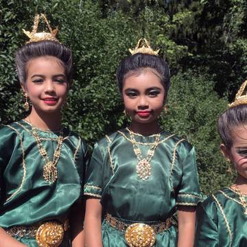 muslimsk högtid 2023 Högtider: Eid-Al-Fitr Med Mawia, Omer Och Hassan | Ur Play